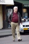 Amsterdam 30 maart april 2008
Louis v Dijk aan het winkelen op de cornelis schuytstraat.
Peter Smulders bv