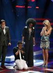 Hilversum 10 april 2009
Opnames X factor in studio 22. Martijn Krabbe Wendy v Dijk Luigiano en Irma tijdens sing off
Peter Smulders bv