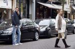 Amsterdam 19 oktober 2007
Maarten Lafeber met zijn hoogzwangere vriendin Kim v Tienhoven in zijn porsche.