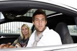 Noordwijk 3 juni 2008
Het Nederlands elftal vertrekt vanaf hotel huis ter Duin naar Schiphol voor het EK voetbal in Zwitserland en Oostenrijk. 
Maarten Stekelenburg met zijn vrouw