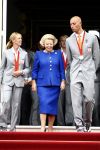 Den Haag 27 augustus 2008
De Olympische medaille winnaars van Peking op het bordes bij Koningin Beatrix. Aanwezig oa Anky v Grunsven Maarten v d Weijden Inge Dekker Marianne Vos Naomi v As Fatima de Moreiro Melo, anky v Grunsven Deborah Gravenstijn...
Peter Smulders bv