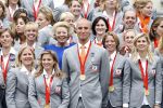 Den Haag 27 augustus 2008
De Olympische medaille winnaars van Peking op het bordes bij Koningin Beatrix. Aanwezig oa Anky v Grunsven Maarten v d Weijden Inge Dekker Marianne Vos Naomi v As Fatima de Moreiro Melo, anky v Grunsven Deborah Gravenstijn...
Peter Smulders bv