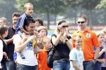 Amsterdam 7 juni 2008
Marc Overmars en zijn vrouw Chantal v Woensel met hun kinderen en zoons van broer bij dag voor ADHD op de toekomst bij Ajax.