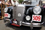 Brescia 15 mei 2008
Start van de Mille Miglia in Brescia. State of art rijdt met 2 porsches mee. 
mercedes