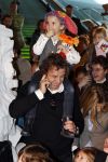 Amsterdam 6 oktober 2007
Leontine Marco Jada Senna en Luca Borsato bij de premiere van de Kabouter Plop film in de amsterdam arena Pathe.