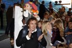 Amsterdam 6 oktober 2007
Leontine Marco Jada Senna en Luca Borsato bij de premiere van de Kabouter Plop film in de amsterdam arena Pathe.
