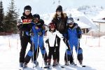 Fiss 15 februari 2009
Ruud Gullit met Joelle en Maxim op wintersport. Ook Marco Borsato en Leontien en Luca Jada en Senna zijn op skivakantie.
Peter Smulders bv