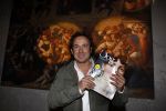 Amsterdam 22 november 2007
Marco Borsato bij presentatie tijdschrift Oog in het rijksmuseum.  Prinses Marilene is daarbij ook aanwezig, zij werkt voor het museum.