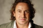 Amsterdam 22 november 2007
Marco Borsato bij presentatie tijdschrift Oog in het rijksmuseum.  Prinses Marilene is daarbij ook aanwezig, zij werkt voor het museum.