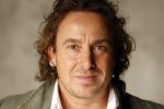 Amsterdam 22 november 2007
Marco Borsato bij presentatie tijdschrift Oog in het rijksmuseum.  Prinses Marilene is daarbij ook aanwezig, zij werkt voor het museum.