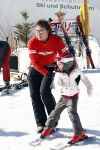 Fiss 28 februari 2008 Marco Borsato en Leontine met hun kinderen Jada Senna en Luca op wintersport / skivakantie.
Peter Smulders bv