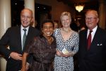 Amsterdam 4 april 2008
Premiere Porgy and Bess in carre. Maria v d Hoeven met man en Gerrit zalm met vrouw