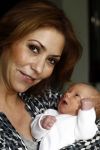 Breda 5 mei 2009
Marielle Bastiaanse met baby Willen en vriend thuis.
Peter Smulders bv