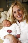 Fijnaart 11 mei 20-09
Frans en Mariska bauer met hun lasatste aanwinst Lucas. Ook Christiaan Frans en Jan waren natuurlijk aanwezig.
Peter Smulders bv