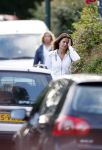 Baarn 7 sdeptember 2007
Mariska Hulscher brengt haar kinderen naar school. Sinds kort is zij verhuisd van Amsterdam naar Baarn.