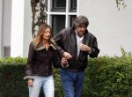 Baarn 13 september 2008
Mariska Hulscher aan het winkelen met haar nieuwe vriend Matthijs Kriegsman.