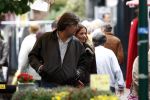 Baarn 13 september 2008
Mariska Hulscher aan het winkelen met haar nieuwe vriend Matthijs Kriegsman.