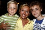 Biddinghuizen 26 april 2009
Bn ers in Walibi. Mariska v Kolck met zoons
Peter smulders bv