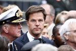 Amsterdam 4 mei 2009
Dodenherdenking op de dam met oa aanwezig Koningin Beatrix Prins Willem Alexander en prinses maxima. Mark Rutte
Peter Smulders bv