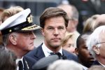 Amsterdam 4 mei 2009
Dodenherdenking op de dam met oa aanwezig Koningin Beatrix Prins Willem Alexander en prinses maxima. Mark Rutte
Peter Smulders bv