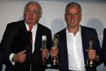 Hilversum 26 januari 2009
Mart Smeets krijgt ouevre prijs bij uitreiking gouden beelden. Mart met Peter R de Vries
Peter Smulders bv