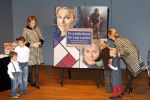 Den Haag 4 december 2007
Prinses Maxima en prinses Mathilde van Belgie bij de presentatie van een boek over kunst in museum Den Haag. Maxima en Mathilde dragen allebei ongeveer dezelfde kleding/outfit.