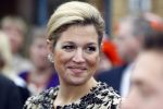 Den Haag 4 december 2007
Prinses Maxima en prinses Mathilde van Belgie bij de presentatie van een boek over kunst in museum Den Haag. Maxima en Mathilde dragen allebei ongeveer dezelfde kleding/outfit.