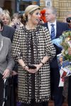 Den Haag 4 december 2007
Prinses Maxima en prinses Mathilde van Belgie bij de presentatie van een boek over kunst in museum Den Haag. Maxima en Mathilde dragen allebei ongeveer dezelfde kleding/outfit.
