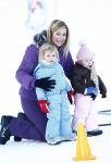 Lech 10 februari 2008
Fotosessie Koninklijke familie. Aanwezig waren Koningin Beatrix Maxima Prins Willem Alexander Amalai Alexia Ariane Prins Constantijn Prinses Laurentien Eloise Claus Cazimir en Elenore.
Peter Smulders bv