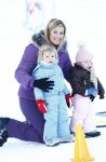 Lech 10 februari 2008
Fotosessie Koninklijke familie. Aanwezig waren Koningin Beatrix Maxima Prins Willem Alexander Amalai Alexia Ariane Prins Constantijn Prinses Laurentien Eloise Claus Cazimir en Elenore.
Peter Smulders bv