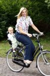 Wassenaar 11 juli 2008
Foto uurtje met prinses Maxima Prins Willem Alexander  en hun dochters Amalia Alexia en Ariane . Ze komen aanrijden in bakfiets.
Peter Smulders bv