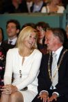 Mdedemblik 17 oktober 2007
Prinses Maxima  bezoekt de Jumbo speelgoed fabriek en doet werk achter de lopende band. Ook speelt ze met kinderen mens erger je niet.