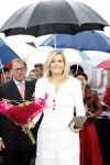 Mdedemblik 17 oktober 2007
Prinses Maxima  bezoekt de Jumbo speelgoed fabriek en doet werk achter de lopende band. Ook speelt ze met kinderen mens erger je niet.