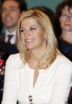 Mdedemblik 17 oktober 2007
Prinses Maxima  bezoekt de Jumbo speelgoed fabriek en doet werk achter de lopende band. Ook speelt ze met kinderen mens erger je niet.