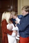 Den Haag 26 juni 2007
Fotomoment met Prins Willem Alexander Maxima Prinses Amalia Alexia en Ariane bij de koninklijke stallen. Prinses Alexia viert haar 2e verjaardag.