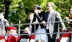 Apeldoorn 30 april 2009
Prinses Maxima en Prins Willem Alexander schrikken van het ongeluk / aanslag
die tijdens koninginnedag plaats vindt.
Peter Smulders bv