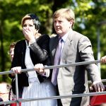 Apeldoorn 30 april 2009
Prinses Maxima en Prins Willem Alexander schrikken van het ongeluk / aanslag
die tijdens koninginnedag plaats vindt.
Peter Smulders bv
