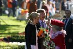 Apeldoorn 30 april 2009
Koninginnedag 2009 in apeldoorn met Koningin Beatrix Pieter v Vollenhoven Prinses Margriet Maxima Prins Willem Alexander Prins Constantijn Prinses Laurentien Prinses Mabel Prins Friso Prins Maurits Prinses Marilene Prins Pieter Christiaan Prinses Anita Prins Floris een zwangere Prinses Aimee en Prinses Annette. s middags probeerde een dwaas een aanslag te plegen op de koninklijke familie waarbij meerdere doden vielen.
Peter Smulders bv