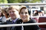 Apeldoorn 30 april 2009
Koninginnedag 2009 in apeldoorn met Koningin Beatrix Pieter v Vollenhoven Prinses Margriet Maxima Prins Willem Alexander Prins Constantijn Prinses Laurentien Prinses Mabel Prins Friso Prins Maurits Prinses Marilene Prins Pieter Christiaan Prinses Anita Prins Floris een zwangere Prinses Aimee en Prinses Annette. s middags probeerde een dwaas een aanslag te plegen op de koninklijke familie waarbij meerdere doden vielen.
Peter Smulders bv
