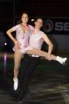 Amsterdam 23 oktober 2007
Nance Coolen en Gerard Joling bij presentatie sterren dansen op het ijs van sbs6  op de jaap eden baan. Melody Klaver