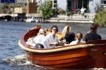 Leiden 23 augustus  2008
Mike Weerts in zijn sloep met vrienden.