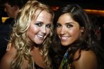 Hilversum 5 maart 2009
Uitreiking gouden buma harpen in studi 21. Jan Smit krijgt uit handen van Marco Borsato de ouvre award. Yolanthe Cabau v Kasbergen presenteert het programma   .Yolanthe met Monique Smit
Peter Smulders bv