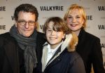 Amsterdam 22 januari 2009
Premiere Valkyrie in Tuschinski met Tom Cruise Carice v Houten en Halina Reijn. Monique v d Ven met Edwin de vries en zoon Sammy
Peter Smulders bv