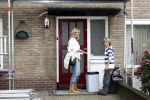 Blaricum/ Hilversum 25 augustus 2008
Rene Natasja Maxim en Didier Froger verhuizen van hun vila naar een rijtjes huis voor het programma Geen cent te makken.