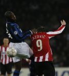 Eindhoven, 12 December 2007
Champions League wedstrijd PSV-Internationale Milan, eindstand 0-1 Seizoen 2007/2008
Nelson Enrique Lopez Rivas in duel met Danko Lazovic