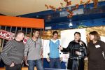 Volendam 22 januari 2008
Nick en Simon Jan Keizer en George Baker promoten dat de plaats volendam op een nieuw monopoly spel komt.