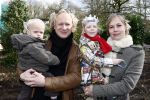 Kaatsheuvel 29 maart 2009
15 jarig bestaan van Princess in de efteling. Niek Boesch met vrouw en kinderen
Peter Smulders bv