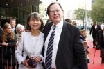 Utrecht 28 april 2009
Pieter v Vollenhoven viert zijn 70e verjaardag in het Beatrix theater in Utrecht. Noud Wellink met zijn vrouw
Peter Smulders bv