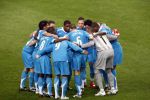 Amsterdam, 30 Januari 2008 Kompetitiewedstrijd AJAX-PSV, eindstand 0-2
Seizoen 2007/2008
Groepsgevoel bij PSV voor aanvang van de wedstrijd