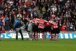 Eindhoven, 13 April 2008 Kampioenswedstrijd PSV-FC Twente, eindstand 1-1 Seizoen 2007/2008. PSV daardoor nog niet kampioen.
Teambuilding voor aanvang van de wedstrijd